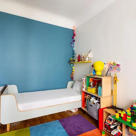 Veeve - Retro Chic In Petit Montrouge Paris